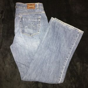 Izod bootcut jeans - women’s Size 8